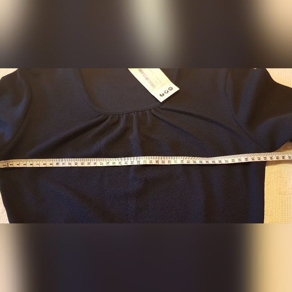 Navy bell sleeve Boohoo dress NWT - Picture 8 of 8